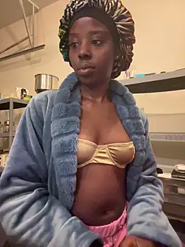 choclatepeaach online show from March 10, 10:09 am