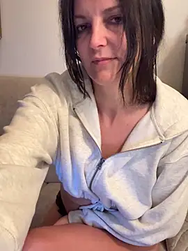 Snapshot of -OLYA- chatting on November 19, 3:06 am -OLYA- online show from November 19, 3:06 am