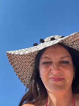 Snapshot of -OLYA- chatting on June 3, 2:33 pm -OLYA- online show from June 3, 2:33 pm