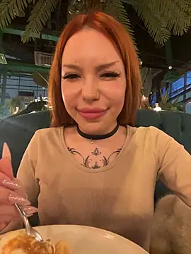Snapshot of babydolll chatting on January 11, 3:20 pm babydolll online show from January 11, 3:20 pm