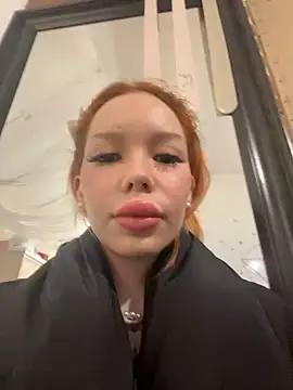 Snapshot of babydolll chatting on February 23, 1:10 pm babydolll online show from February 23, 1:10 pm