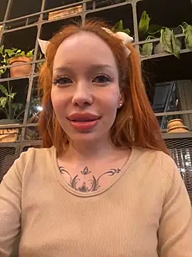Snapshot of babydolll chatting on March 2, 2:43 pm babydolll online show from March 2, 2:43 pm