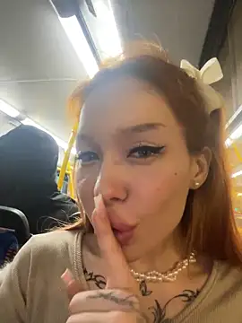 Snapshot of babydolll chatting on March 5, 5:18 pm babydolll online show from March 5, 5:18 pm