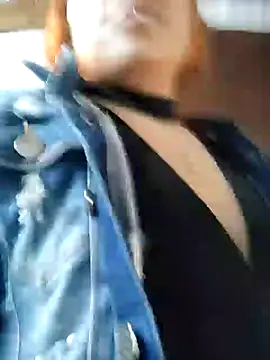 Caro kitty- online show from January 31, 1:45 pm