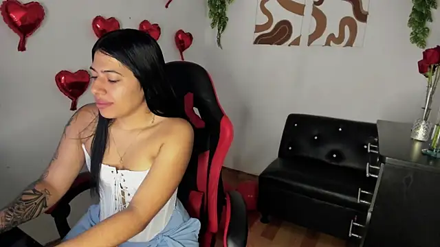 Caro kitty- online show from October 20, 1:33 pm