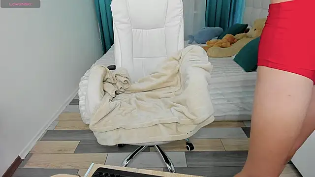 CooperAllana online show from October 14, 6:03 am