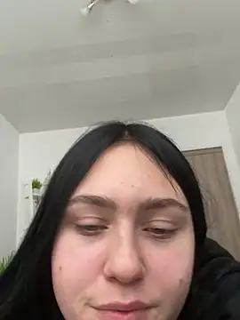 Snapshot of CooperAllana chatting on February 10, 8:51 am CooperAllana online show from February 10, 8:51 am