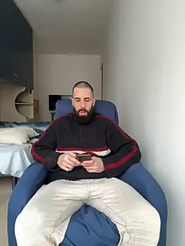 Snapshot of Gioeltoro89 chatting on March 29, 2:50 pm Gioeltoro89 online show from March 29, 2:50 pm