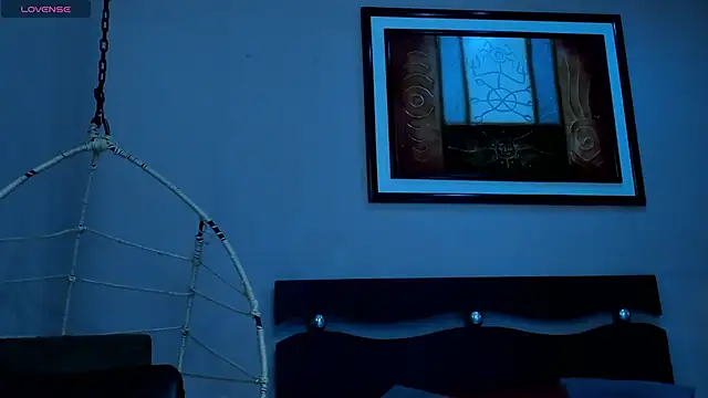 ebbafernandez  online show from November 26, 12:06 pm