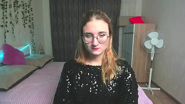 Miss Elsa  online show from December 4, 2:53 am