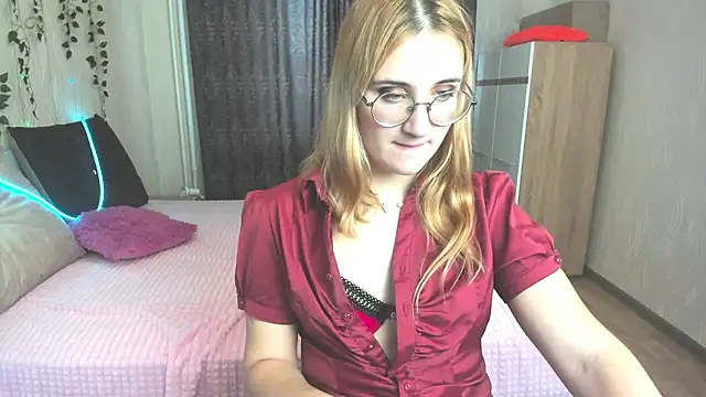 Miss Elsa  online show from January 22, 7:03 am