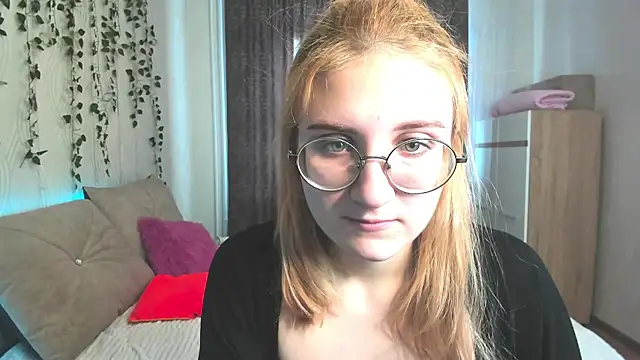 Miss Elsa  online show from January 30, 6:56 am