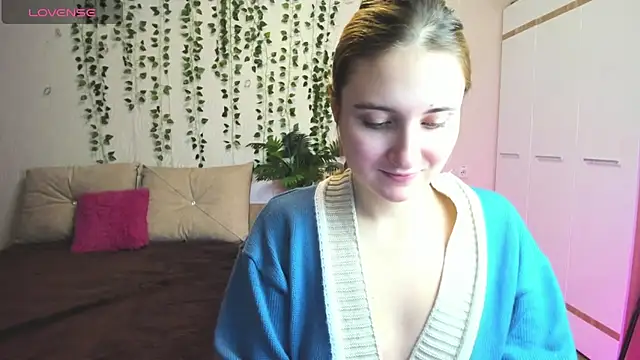 Miss Elsa  online show from December 1, 2:16 am