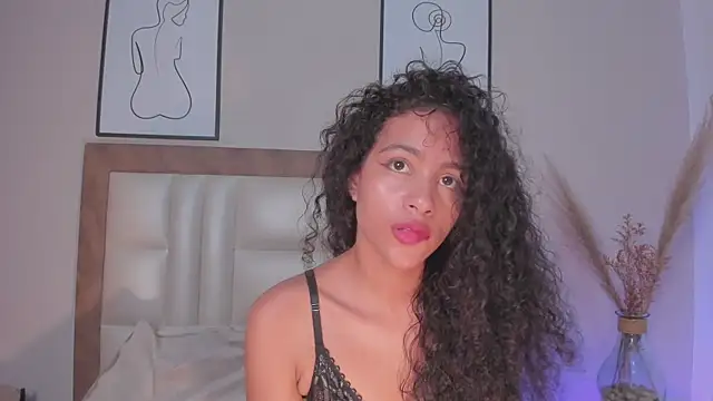 AntonellaHall  online show from October 11, 12:32 am