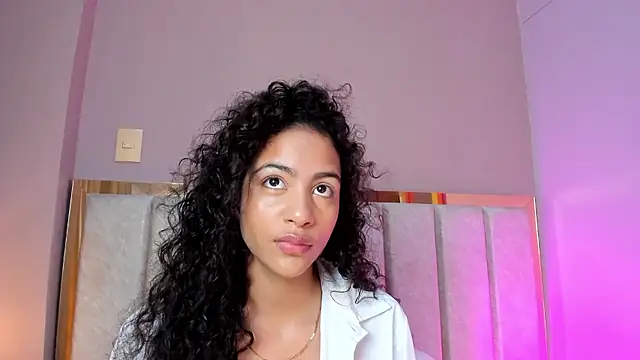 AntonellaHall  online show from January 14, 12:22 pm