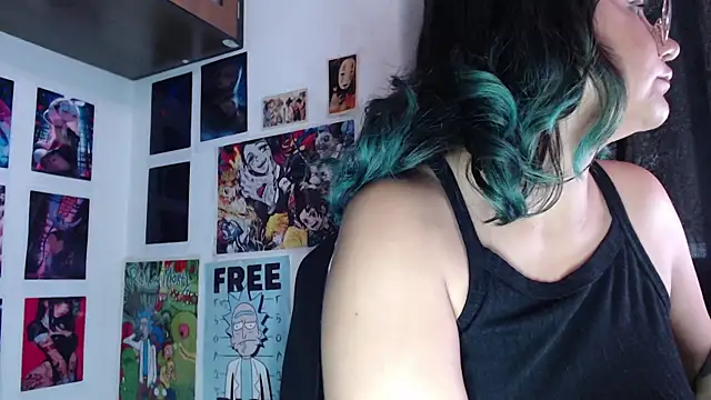 gigiqueen 18 online show from June 5, 8:25 pm