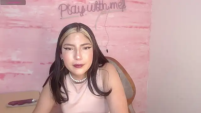 Sophia Watson  online show from December 7, 2:02 pm