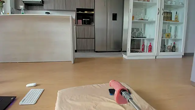 laupalacio777 online show from September 17, 5:25 pm