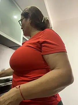 AntonellaAlondra4 online show from December 22, 7:21 pm