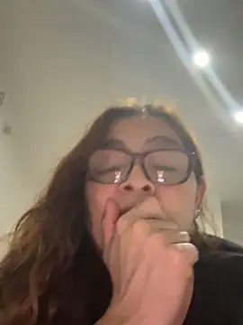 Snapshot of AntonellaAlondra4 chatting on October 19, 10:43 pm AntonellaAlondra4 online show from October 19, 10:43 pm