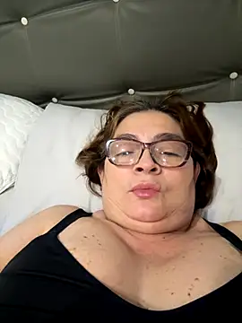 Snapshot of AntonellaAlondra4 chatting on November 3, 11:11 am AntonellaAlondra4 online show from November 3, 11:11 am