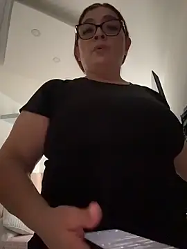 AntonellaAlondra4 online show from May 21, 1:18 pm