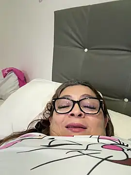 AntonellaAlondra4 online show from June 2, 4:36 am