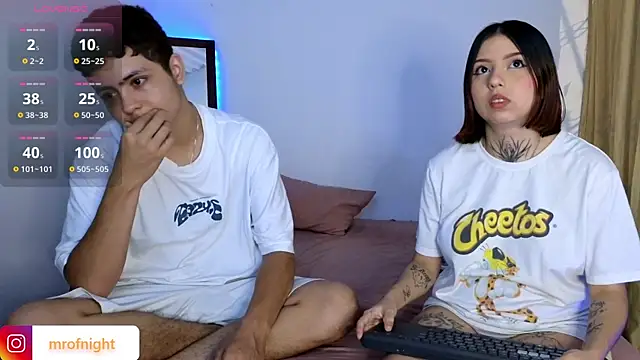 kitty of nighttt online show from September 28, 3:34 am