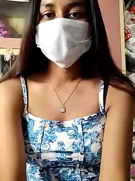 Snapshot of its_sophiaa chatting on December 19, 7:40 am its sophiaa online show from December 19, 7:40 am