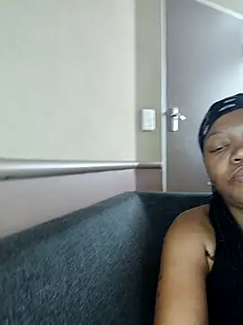 slimcate91 online show from April 16, 12:28 pm