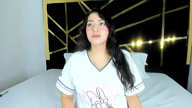 Snapshot of AlondraMendez chatting on March 20, 3:45 am AlondraMendez online show from March 20, 3:45 am