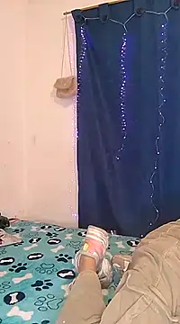 Snapshot of Alisson_420 chatting on February 11, 3:40 am Alisson 420 online show from February 11, 3:40 am