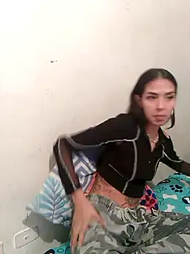 Snapshot of Alisson_420 chatting on February 15, 2:15 am Alisson 420 online show from February 15, 2:15 am