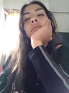 Snapshot of Alisson_420 chatting on March 6, 5:43 pm Alisson 420 online show from March 6, 5:43 pm