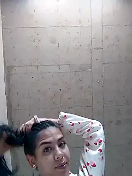 Snapshot of Alisson_420 chatting on November 10, 7:24 pm Alisson 420 online show from November 10, 7:24 pm