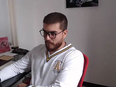 Snapshot of Dylanwish chatting on October 8, 8:06 pm Dylanwish online show from October 8, 8:06 pm