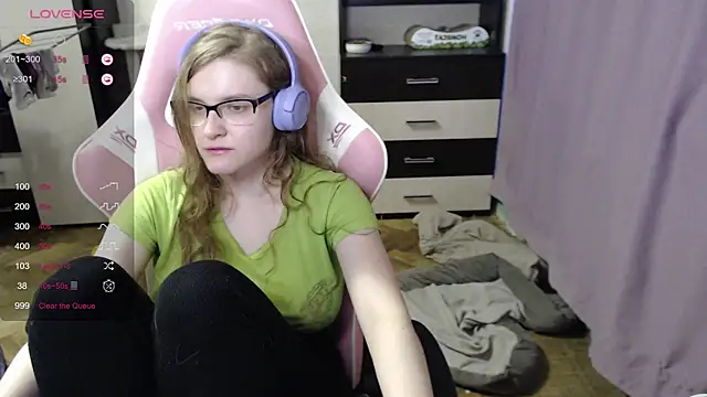 Tomato Tease online show from October 10, 5:06 am