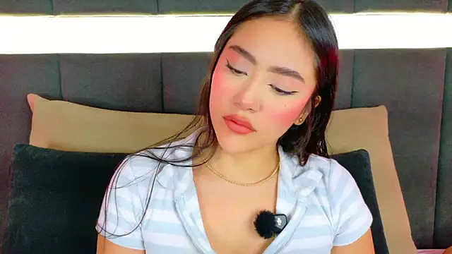 nicolle pierce online show from October 28, 2:20 pm