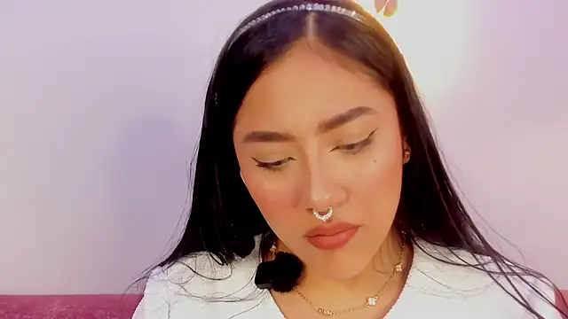 nicolle pierce online show from January 12, 4:01 pm