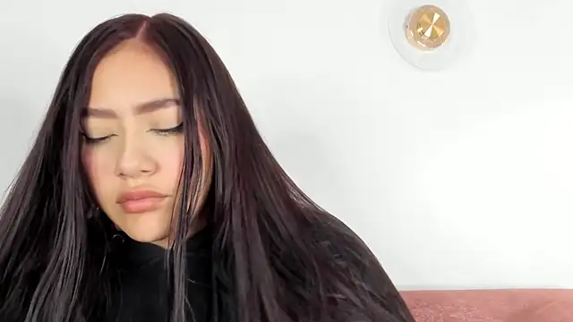 nicolle pierce online show from February 2, 2:38 pm