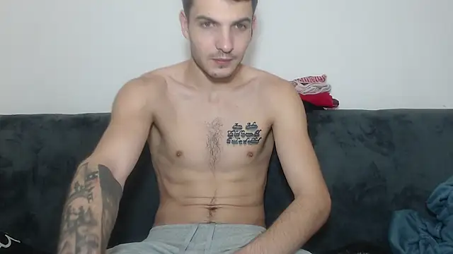 Snapshot of Your_perfect_boy chatting on December 8, 10:47 pm Your perfect boy online show from December 8, 10:47 pm