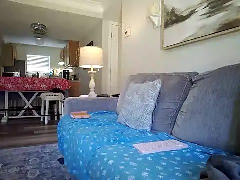 Snapshot of TeacherCreator chatting on January 4, 5:26 pm TeacherCreator online show from January 4, 5:26 pm