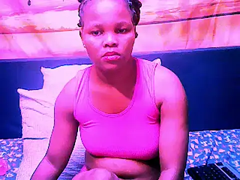 Snapshot of ebonyspicya chatting on December 6, 8:59 am ebonyspicya online show from December 6, 8:59 am