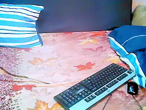 Snapshot of ebonyspicya chatting on December 12, 8:32 pm ebonyspicya online show from December 12, 8:32 pm