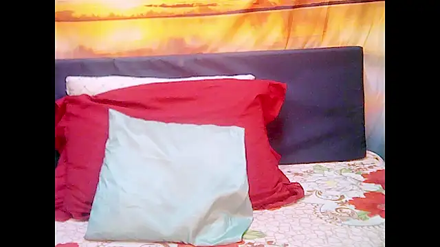 Snapshot of ebonyspicya chatting on January 30, 5:41 am ebonyspicya online show from January 30, 5:41 am