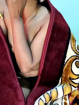 Snapshot of hot_girll_bebo chatting on December 12, 7:04 pm hot girll bebo online show from December 12, 7:04 pm