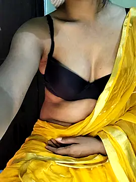 Snapshot of hot_girll_bebo chatting on December 19, 5:50 pm hot girll bebo online show from December 19, 5:50 pm