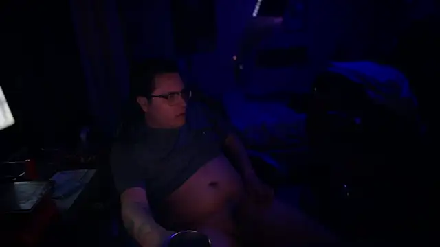 FrankGatsby11 online show from December 25, 1:19 pm