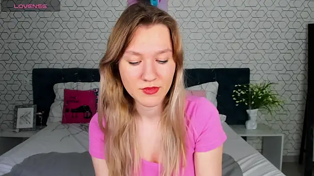 Mariel Brown online show from January 18, 6:21 pm
