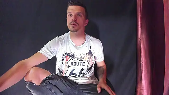 DonyBrown online show from April 10, 3:45 am